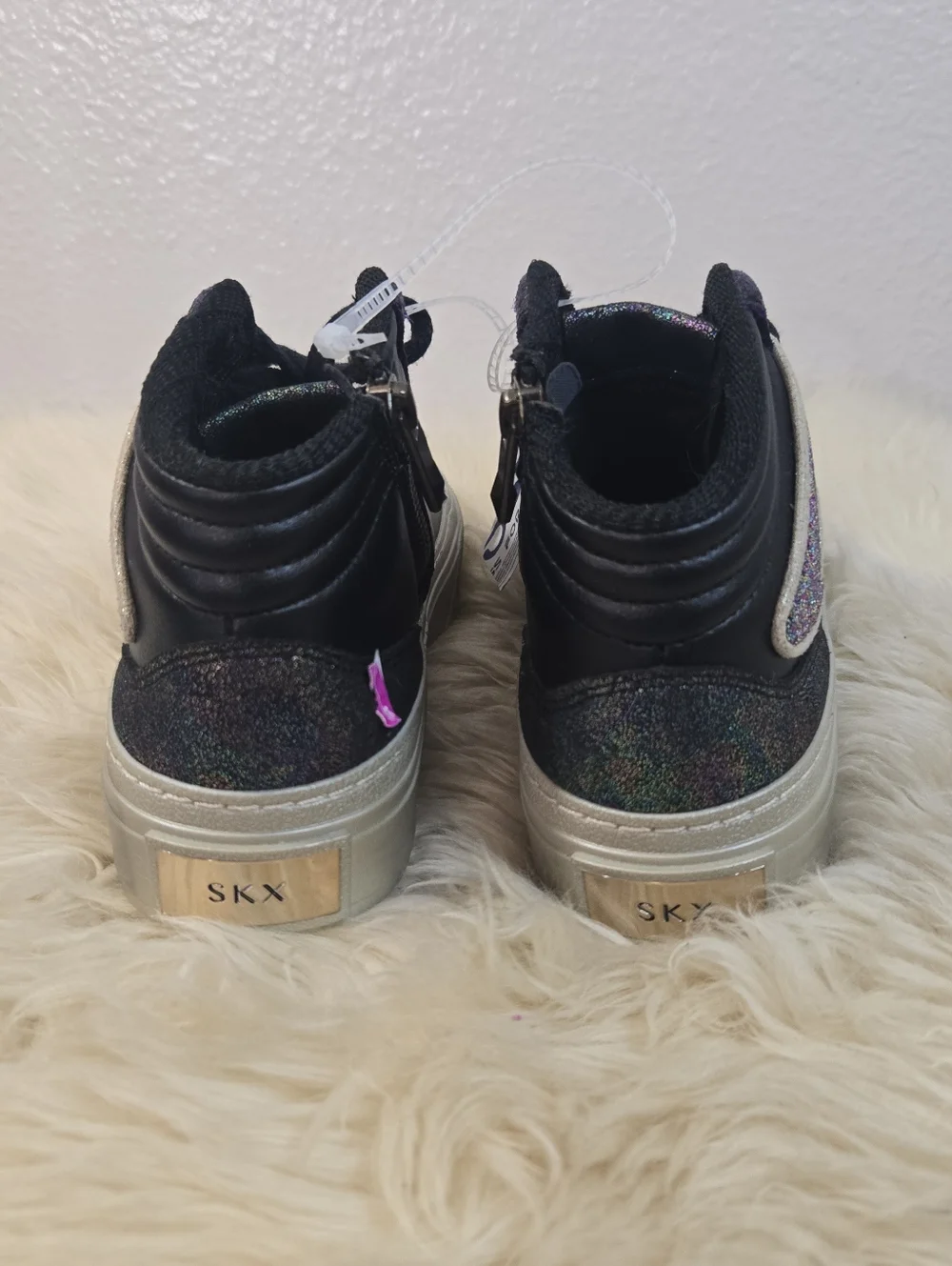 Skechers Court & Classics High Top Sneakers - Picture 5 of 9